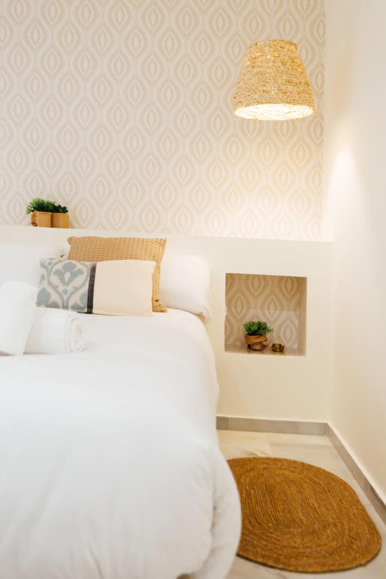 Appartamento Reformed And Comfy- 2Bd 2Bth- Arenal Siviglia Esterno foto